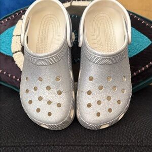 CROCS ' Shimmering Silver Clogs